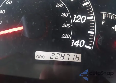 2005 Toyota Camry Le from USA, damaged, VIN 4T1BE30K85U973197